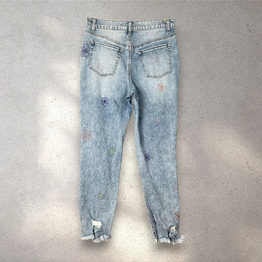 Tinseltown Floral Stitch Distressed Jeans Women’s Size 13 Juniors Light Wash Y2K - Image 2