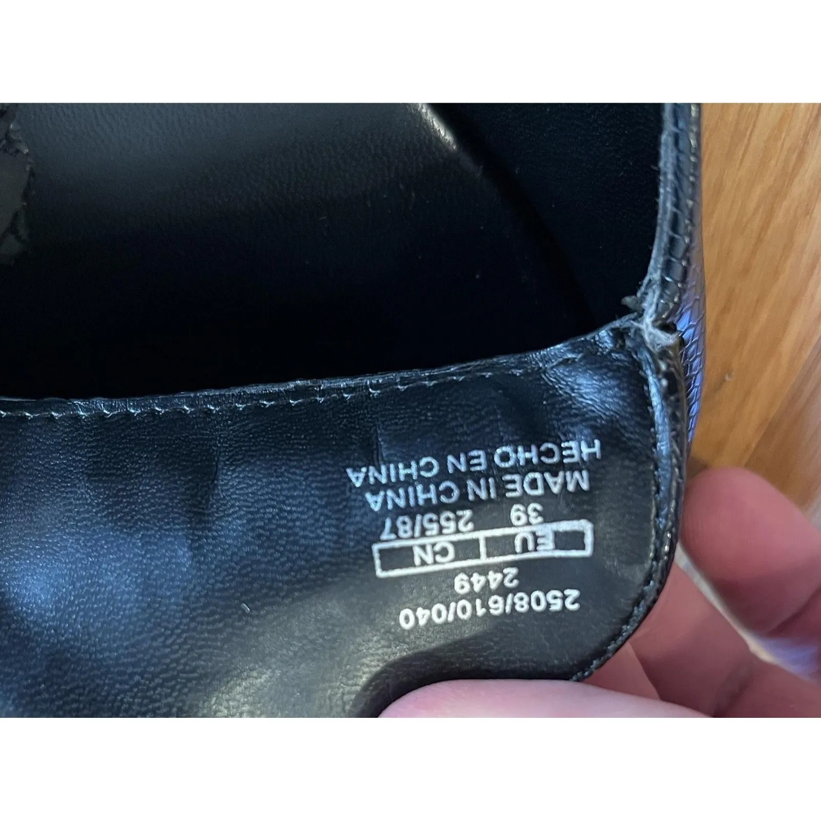 Zara Shoes Womens Size 8.5 Black Tassel Mule Loafers Slip On Snakeskin - Image 7