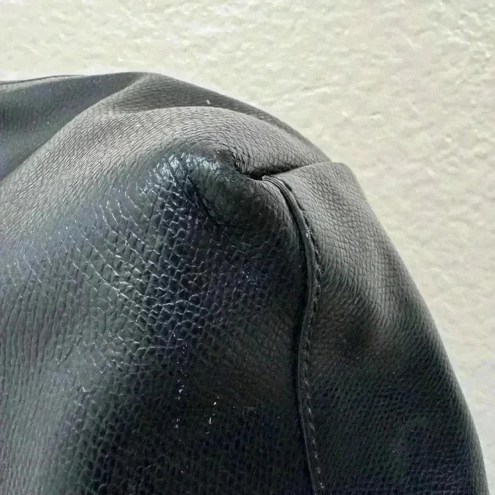 Coach Black Leather City Tote - Image 5