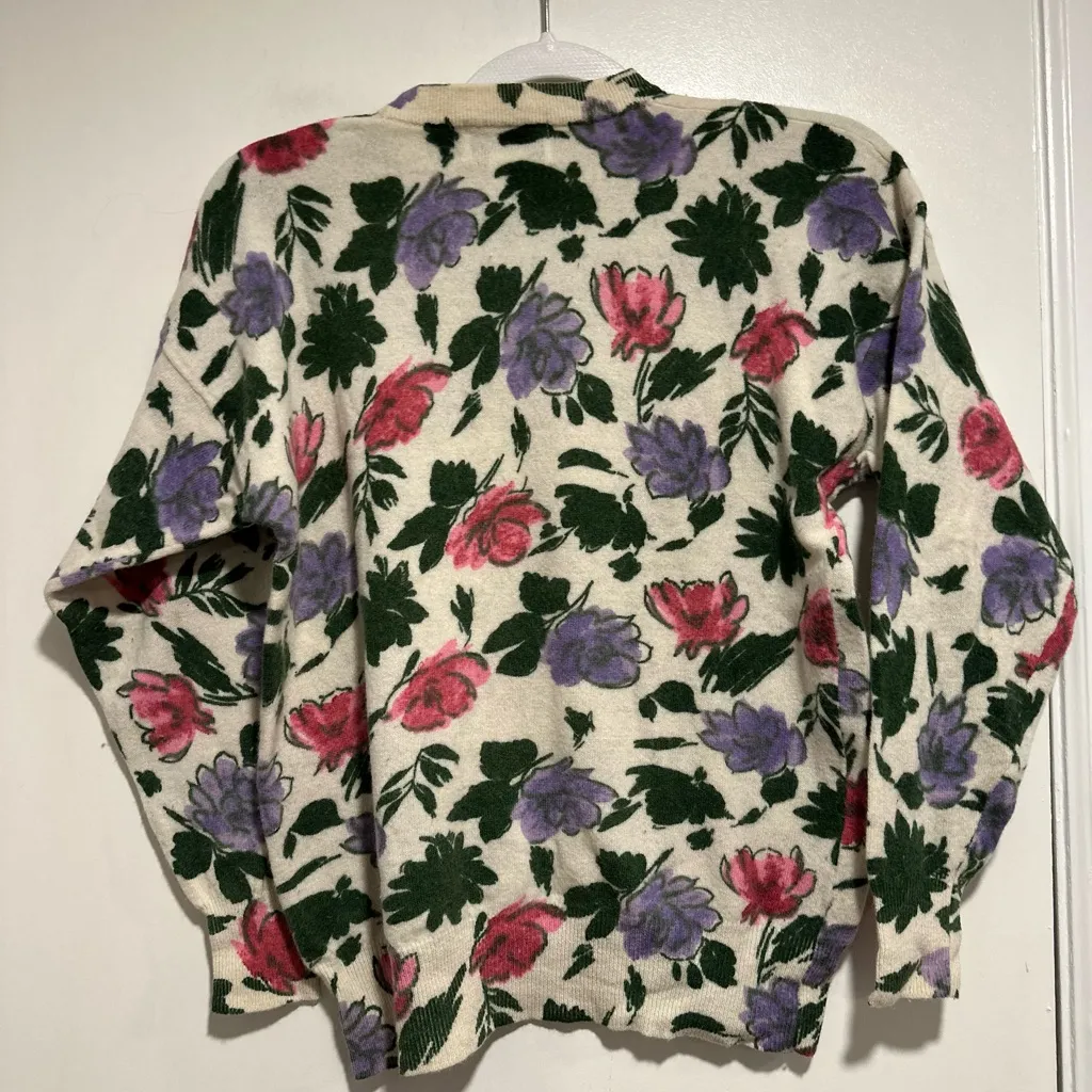 Vintage Nell Flowers by J.G. Hook Wool/ Angora Sz: M floral Pullover sweater. Pink Size M - Image 2