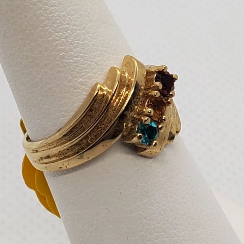 NWT Gold Tone, Blue, Orange, & Red Rhinestone Ring Blue Size 6 - Image 3