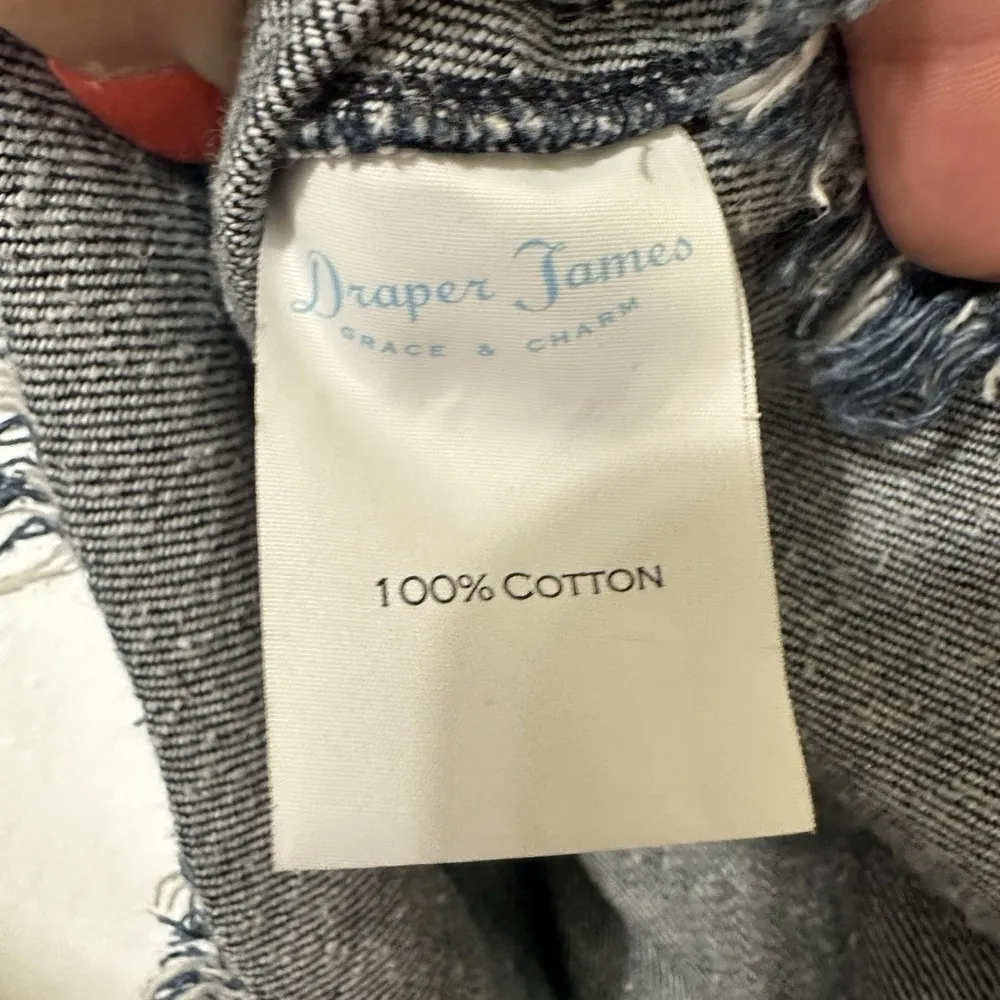 Draper James Size 10 Top Blue Chambray Denim Shirt Short Sleeve Zip Back Raw Hem - Image 6