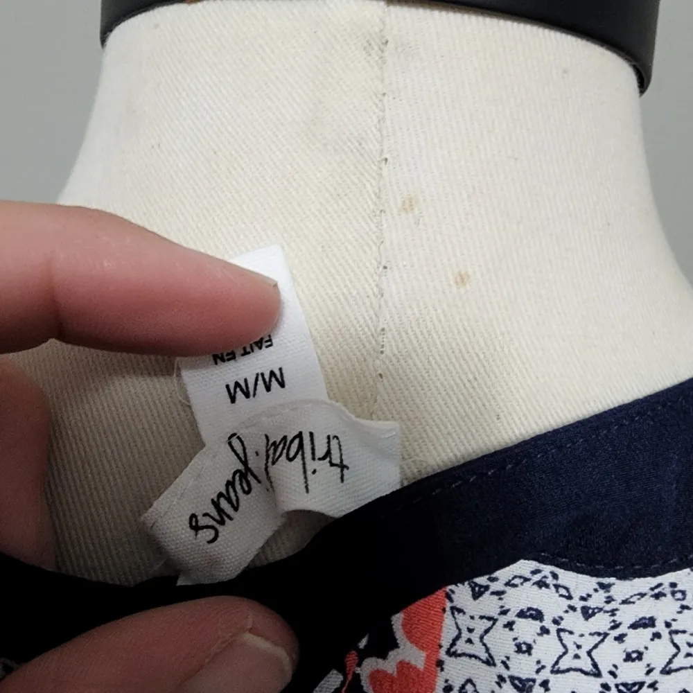 Tribal jeans navy coral muti patterned crepe sleeveless blouse size medium - Image 7