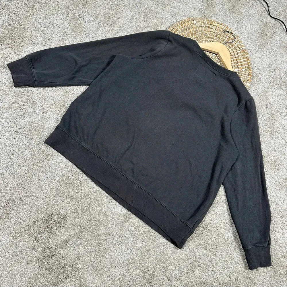 Queen Official Merch Graphic Sweatshirt Pullover Oversized Crest in Gray Size 0 - Image 8