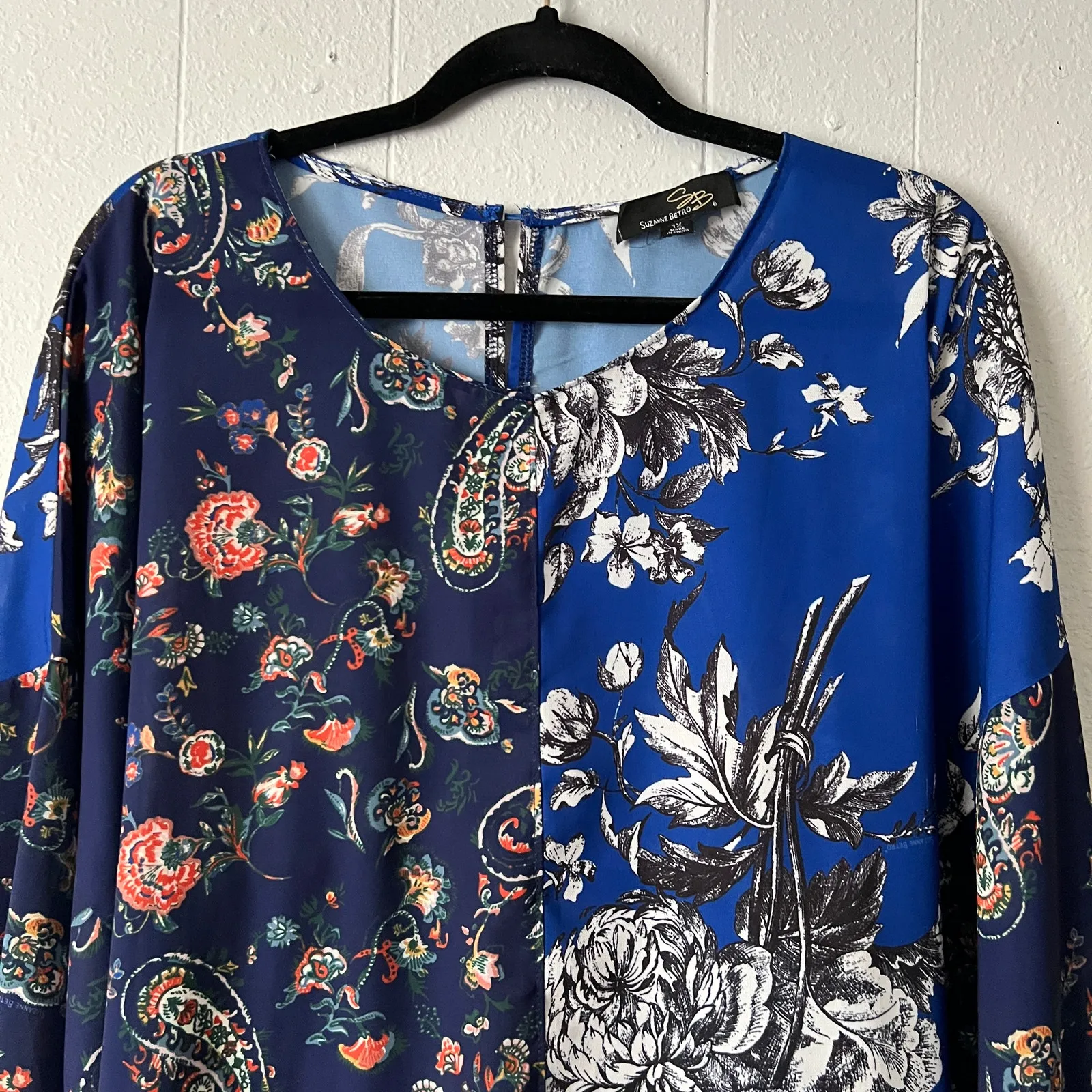 Suzanne Betro Floral Top 1X Dark Floral Fairy Boho Wide Sleeve Workwear Casual - Image 3