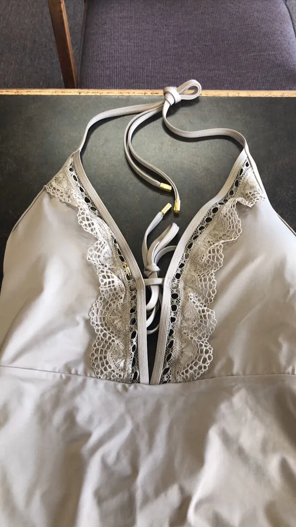 Laundry by Shelli Segal One Piece Swimsuit S - Image 5