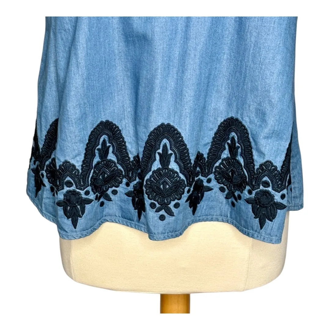 Crown & Ivy Embroidered Floral Tassel Top Tiered Sleeve Blue‎ Women Size Medium - Image 4