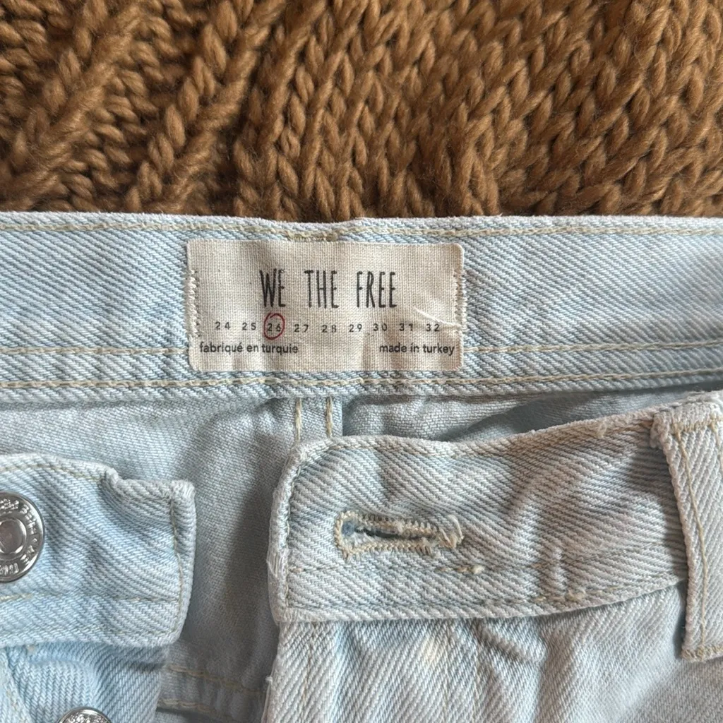 Free People Maggie Mid Rise Straight Leg size 26 in color paradise blue - Image 4