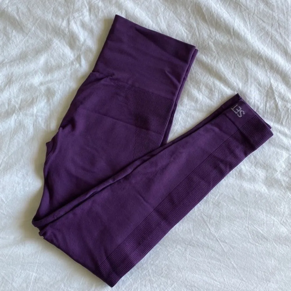 SET Active Sculptflex Leggings. Fig. Size Medium Purple - Image 4