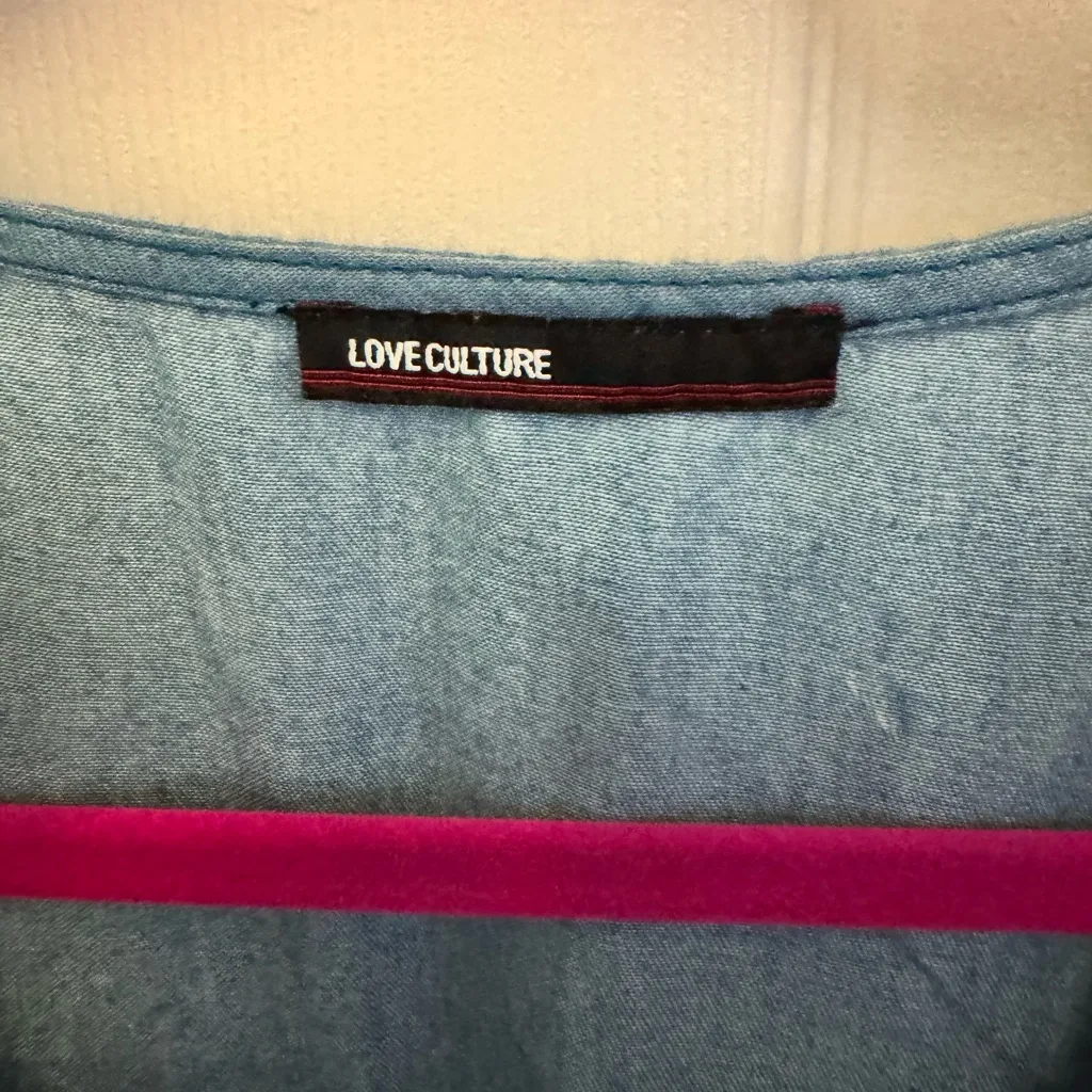 Casual denim-style dress with front zipper, Size M-L. color blue. - Image 4