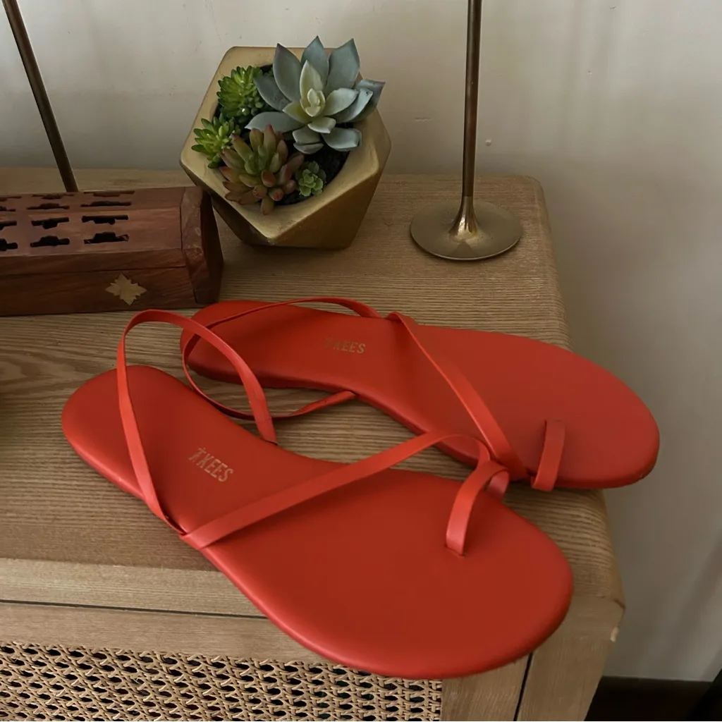 TKEES Mia Napa Leather Sandals Brazilian Flip Flops Toe Ring Orange $85 Size 9 - Image 2
