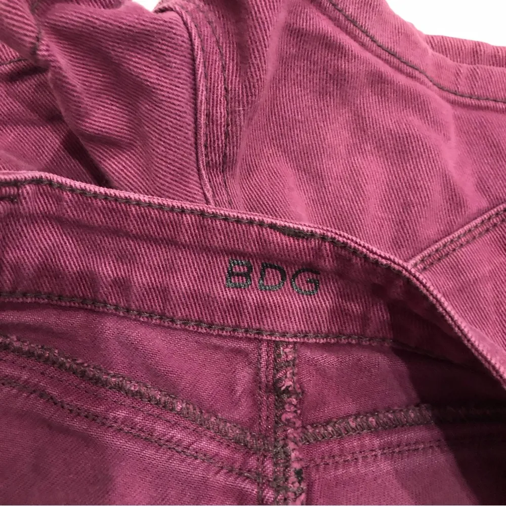 BDG‎ Erin High Rise 5 Pocket Shortie Shorts Purple 25 - Image 10