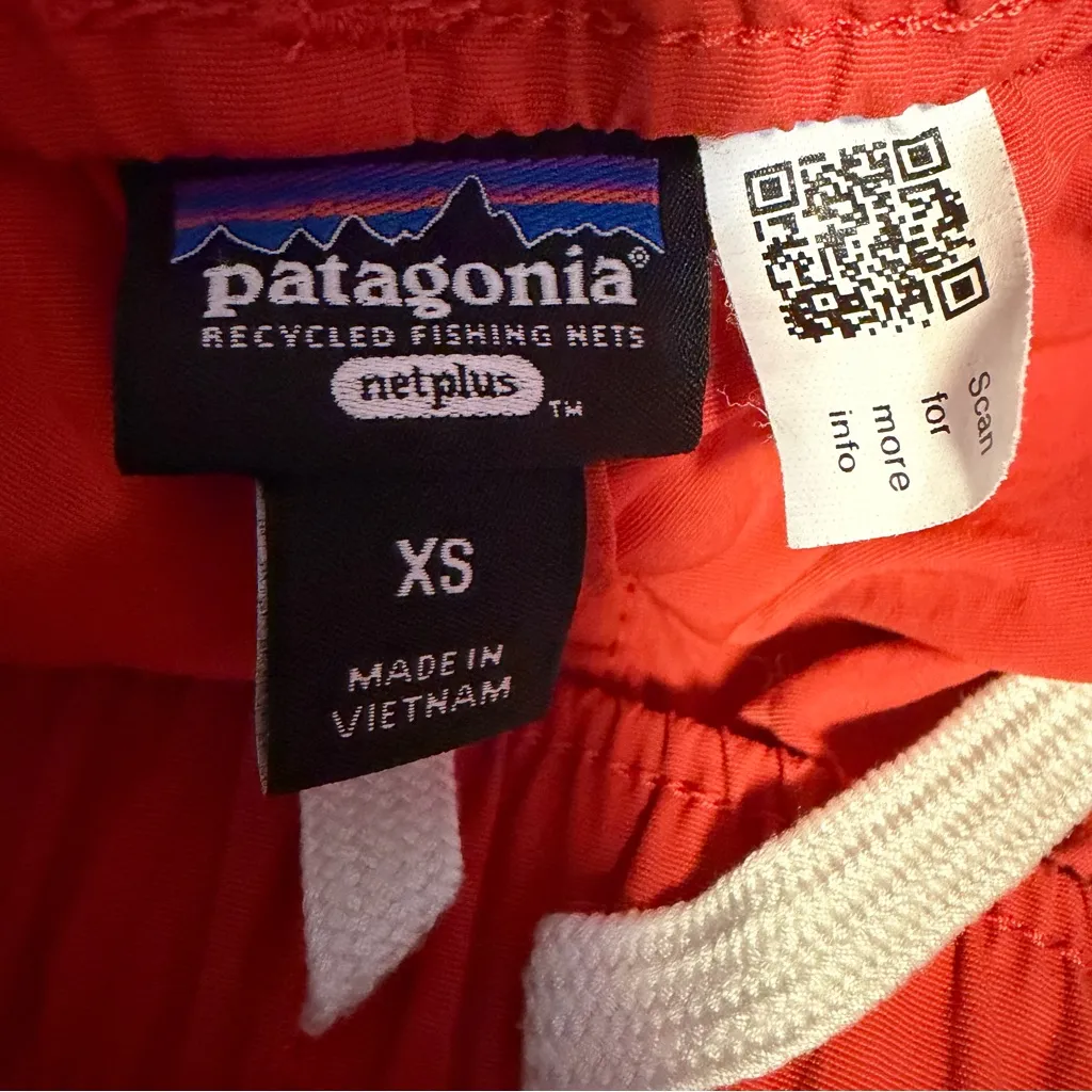 Patagonia Women's Barely Baggies Shorts 2½" Inseam orange size XS - Image 4