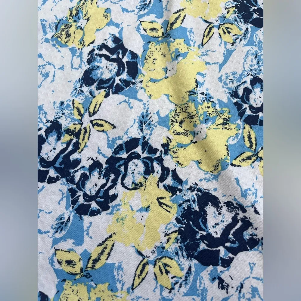 Ladies Court & Bette Golf/Pickleball/Tennis Floral Print Top Size Medium Yellow - Image 5