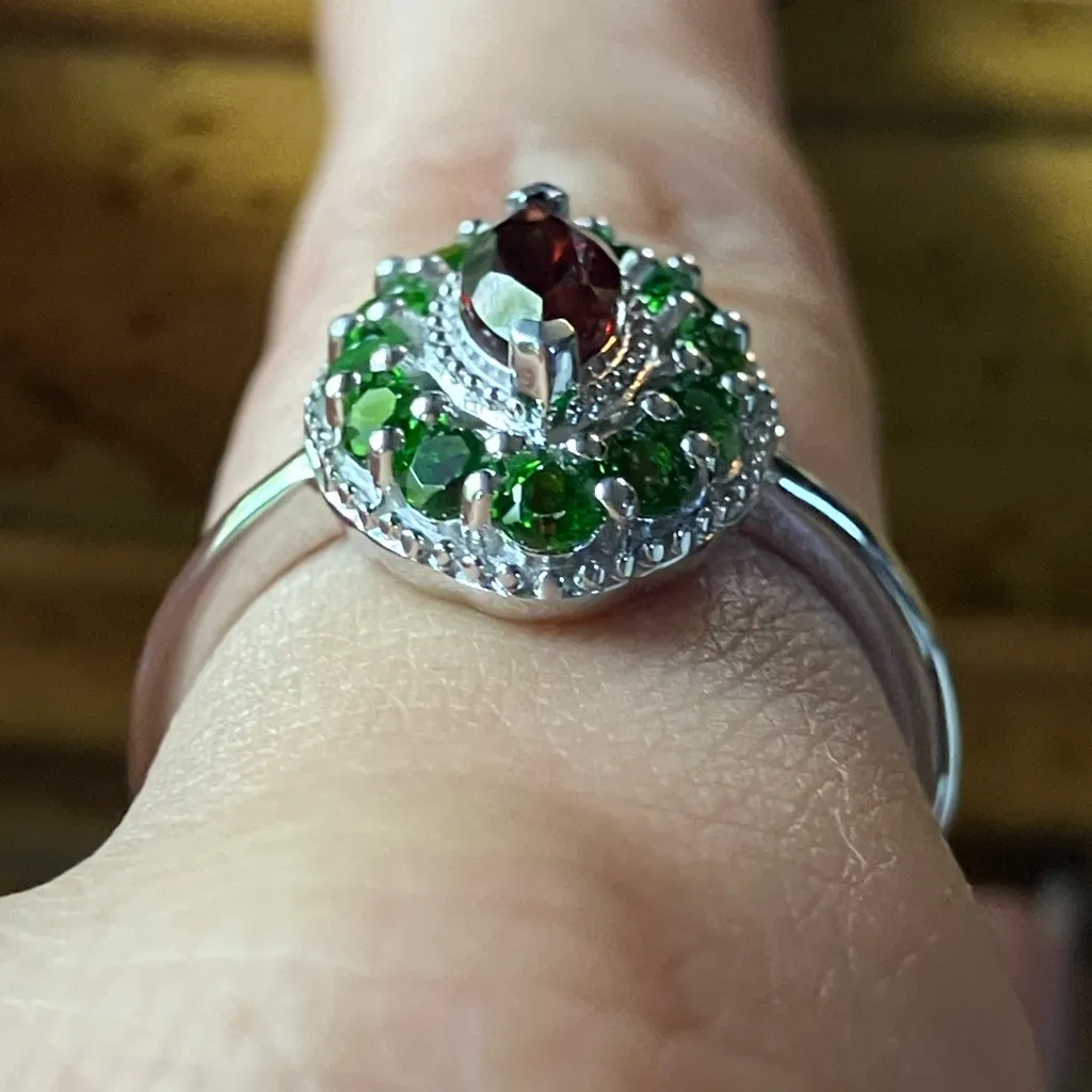 Natural Red Garnet Chrome Diopside Sterling Silver Ring Size 8 - Image 2