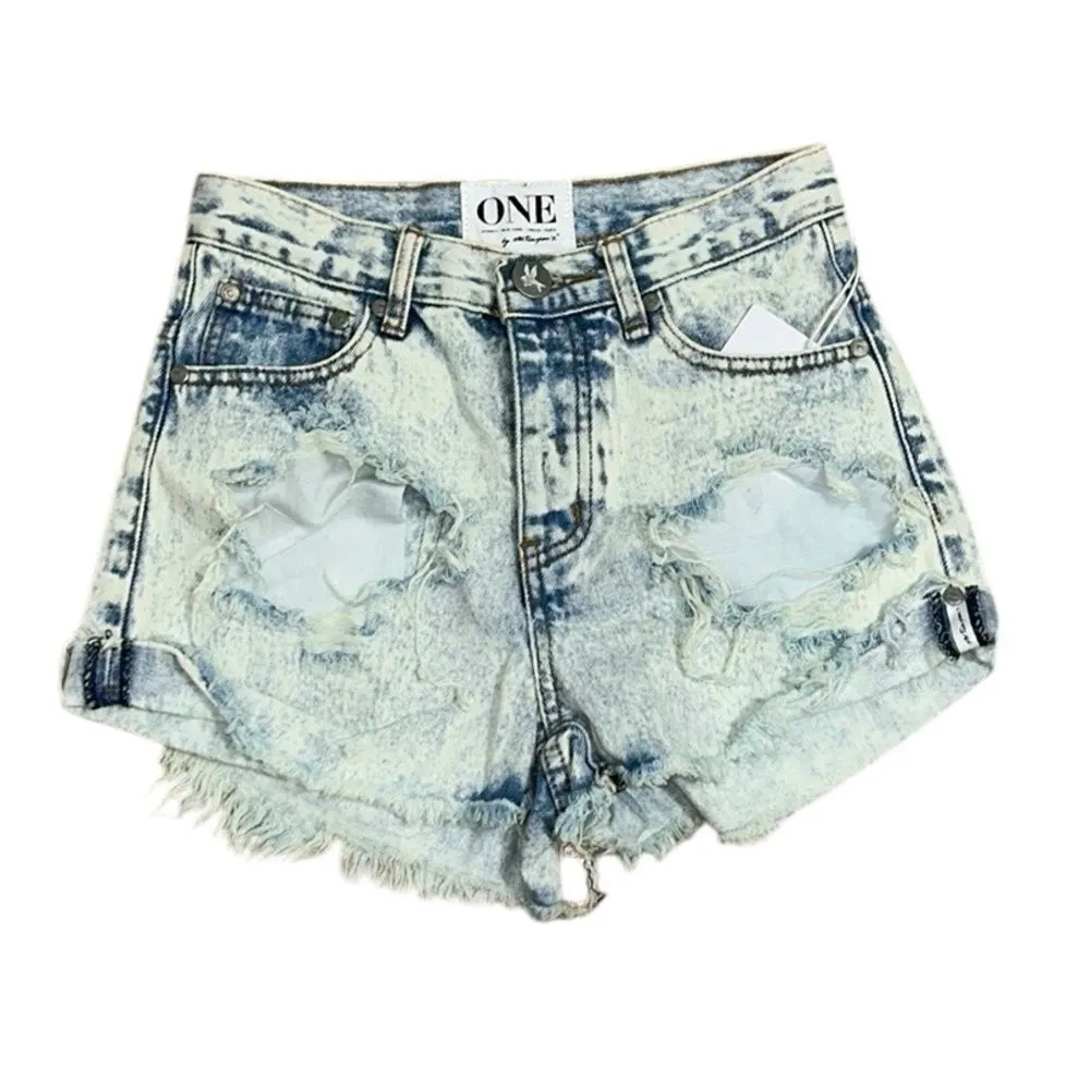 One Teaspoon Distressed Denim Shorts(Size 24) - Image 4