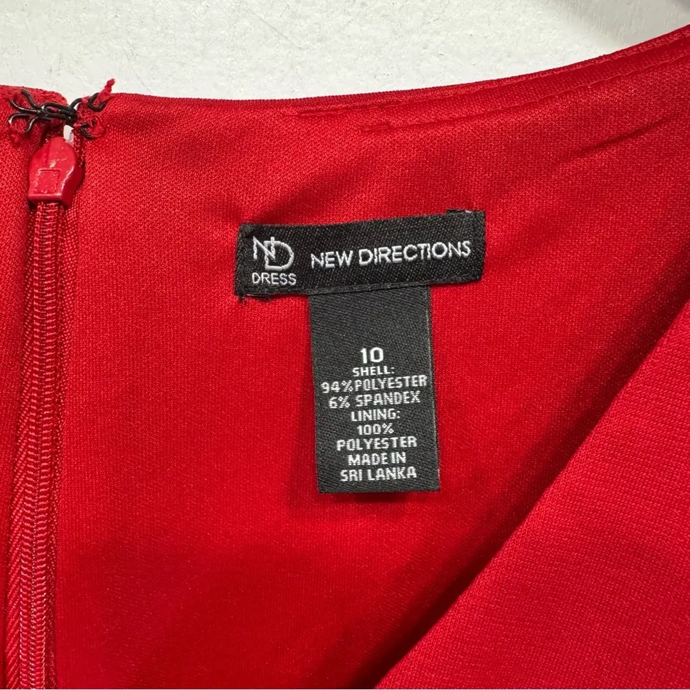 Red Dress by New Directions Half Sleeve Patchwork Pleated Front Form Fitting Size 10 - Image 5