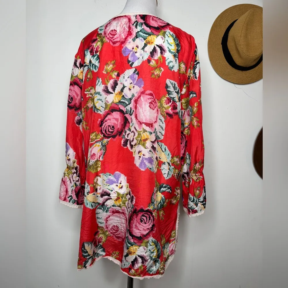 Johnny Was Red Floral 100% Silk Tunic Blouse Size L - Image 4