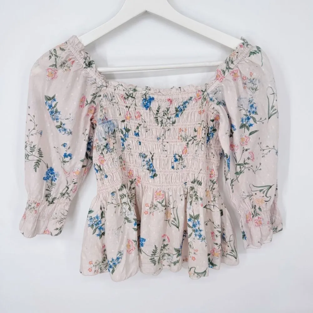 SAYLOR Clover Smocked‎ Floral Top Small - Image 7