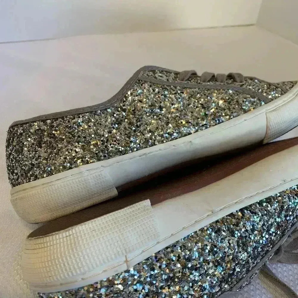 Old Navy Women’s Size 8 Silver Sparkle Glitter Covered Sneakers Tennis Shoes - Image 6
