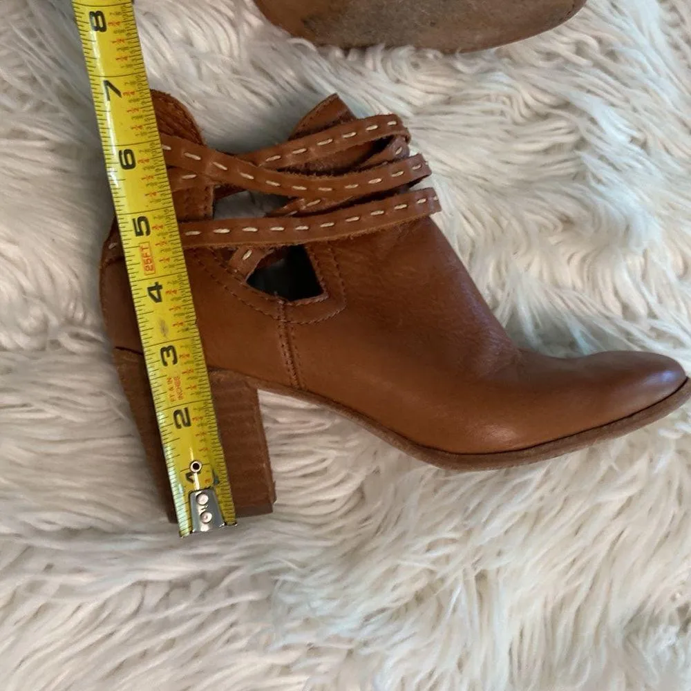 FRYE Bootie’s size 9 color tan/ brown see all photos of the boots - Image 11