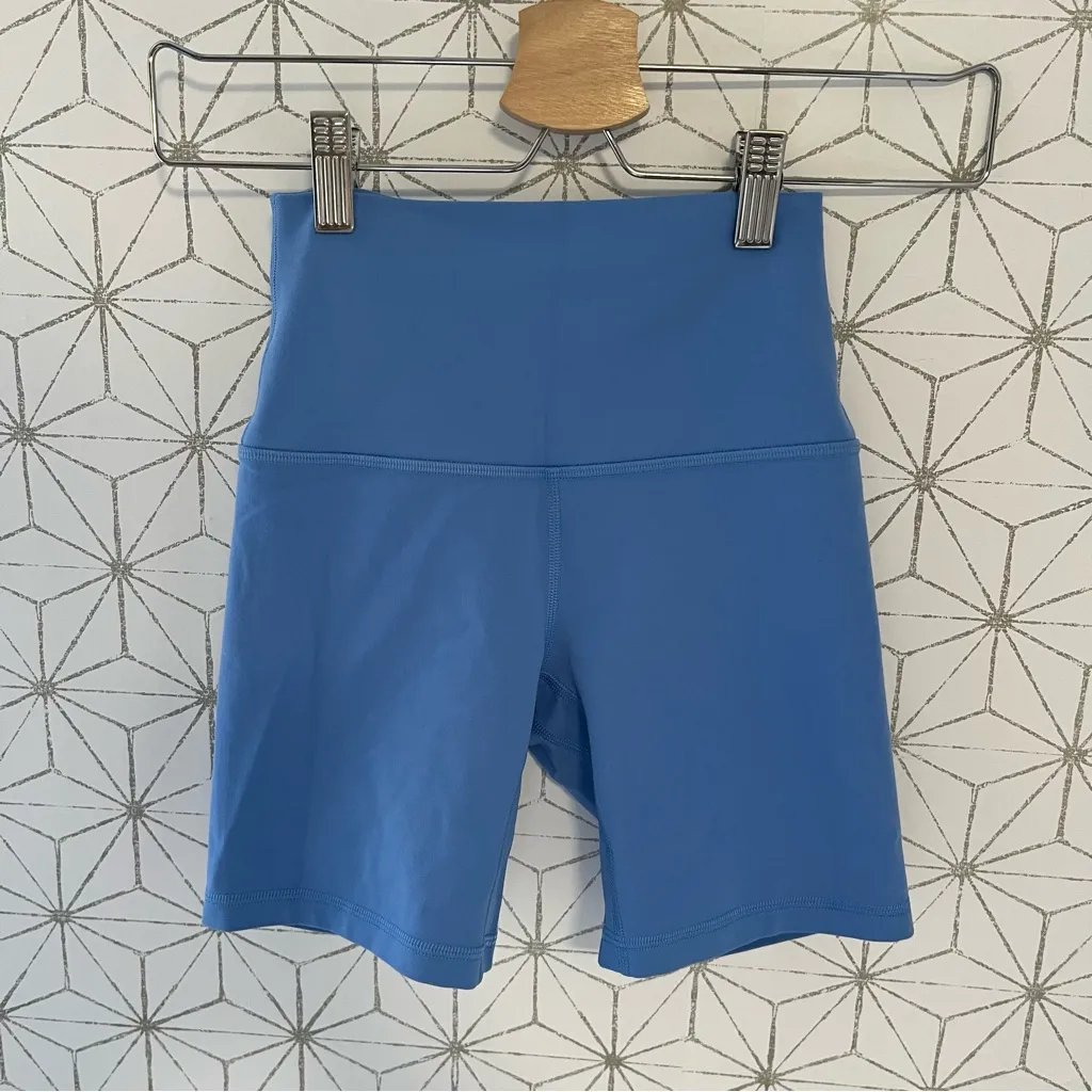 Lululemon Align High-Rise Short 6"
Blue Nile - Image 3