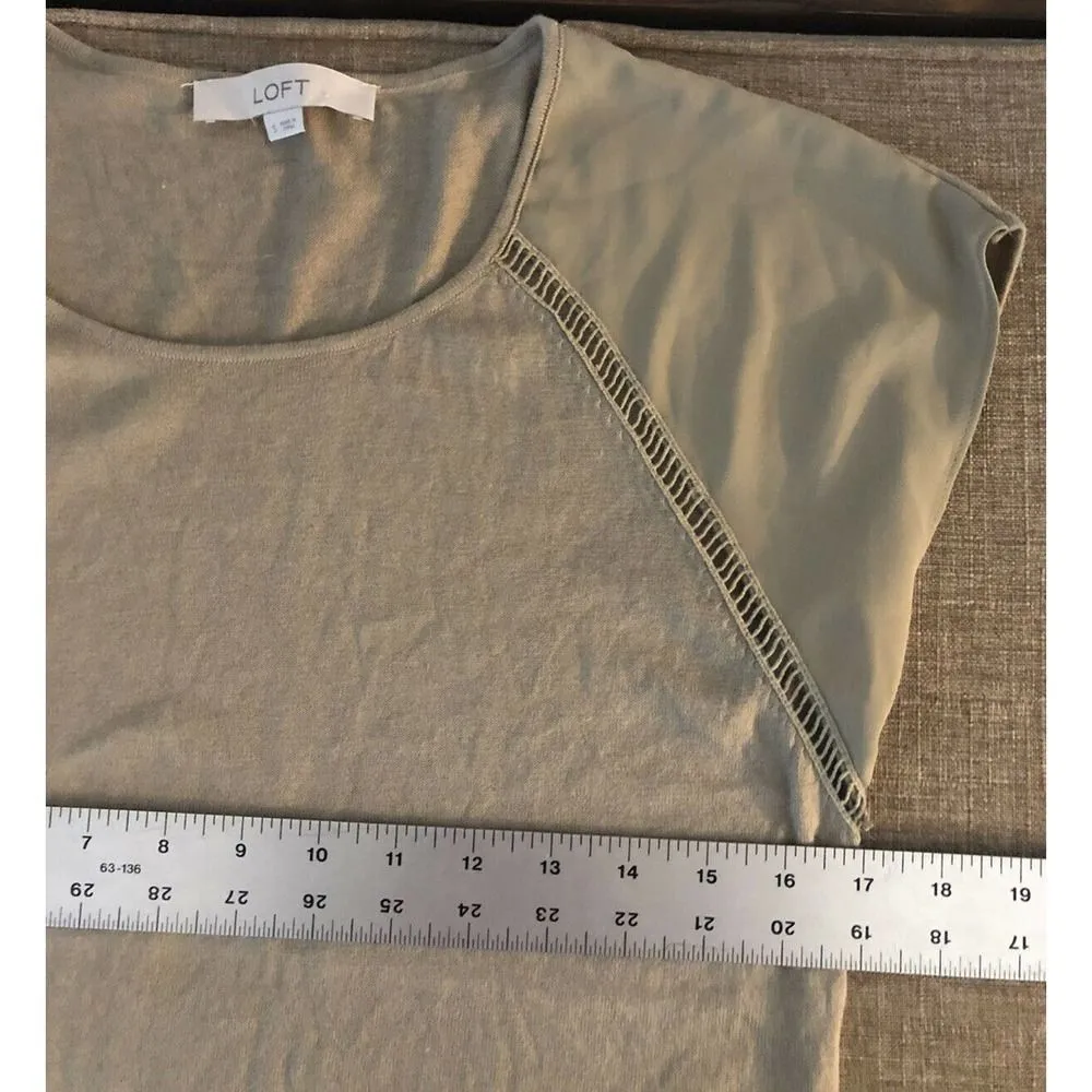 Ann Taylor LOFT Women's Peplum Back Shirt Sleeve Top Sz. Small Tan Cutout Detail - Image 5