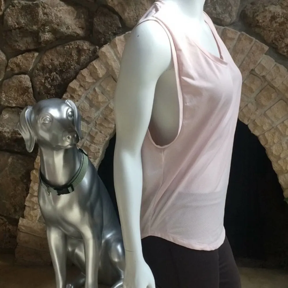 Fabletics Girl Up Almighty Muscle Tank Mesh Women's Size XS Pink - Image 2