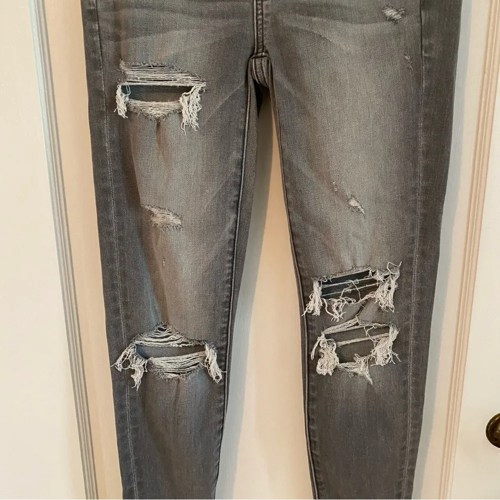 Next Level Stretch High Rise Jegging/Jean Size 0 Grey Distressed - Image 3