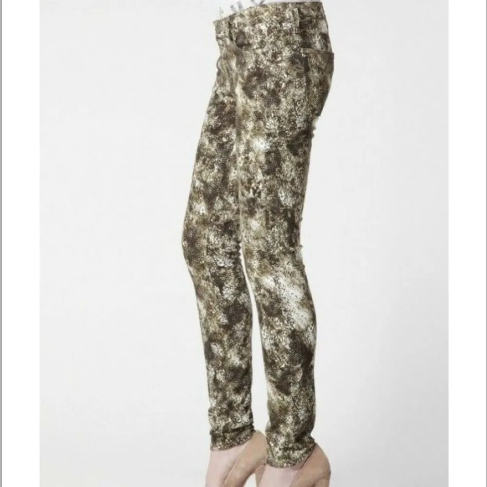 NWT PAIGE Verdugo Ultra Skinny Mid Rise Jeans in‎ Sepia Feather Size 26 - Image 3