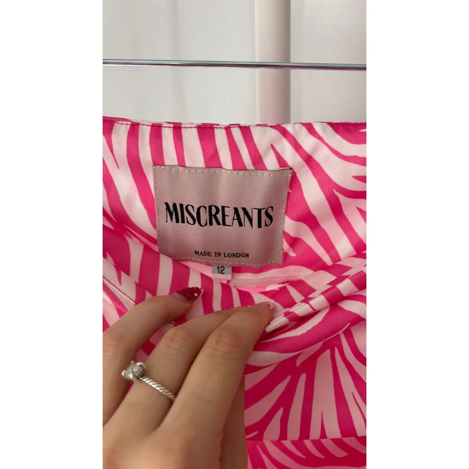 $385 NWOT MISCREANTS Zebra Print Strapless Ruched Mini Dress With Gloves Size 12 Pink - Image 5