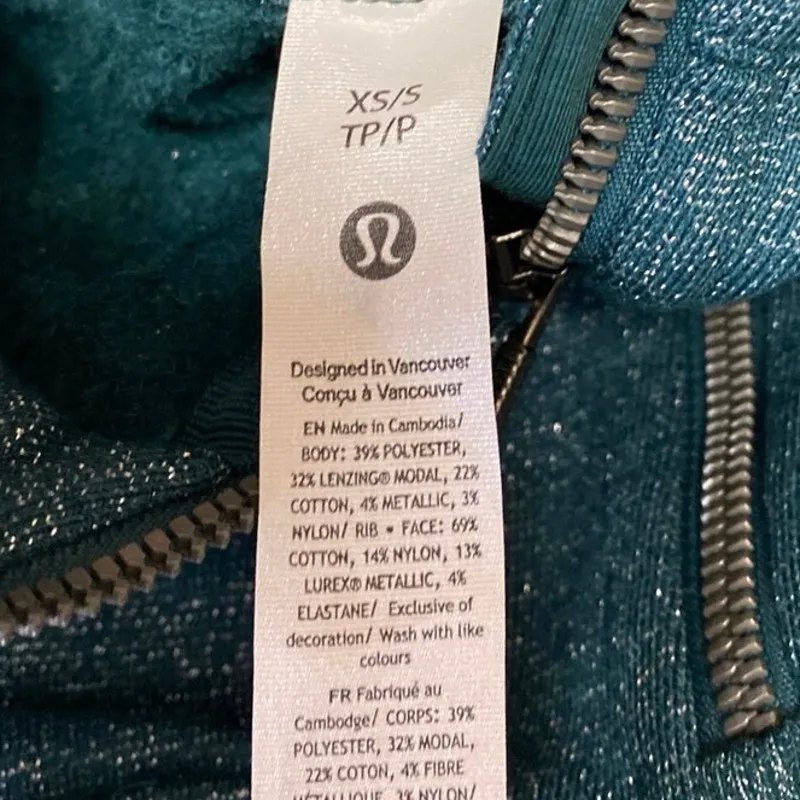 Lululemon Scuba Green Metallic Oversized Half - Image 3