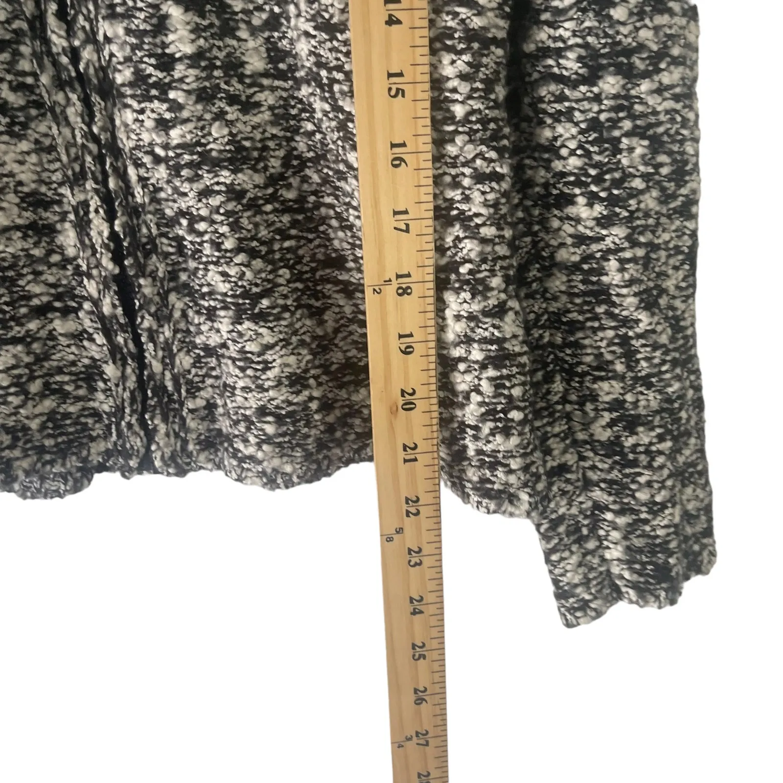 WindiRiver Women's Size Medium Black White Knit Full Zip Cardigan Sweater - Image 9