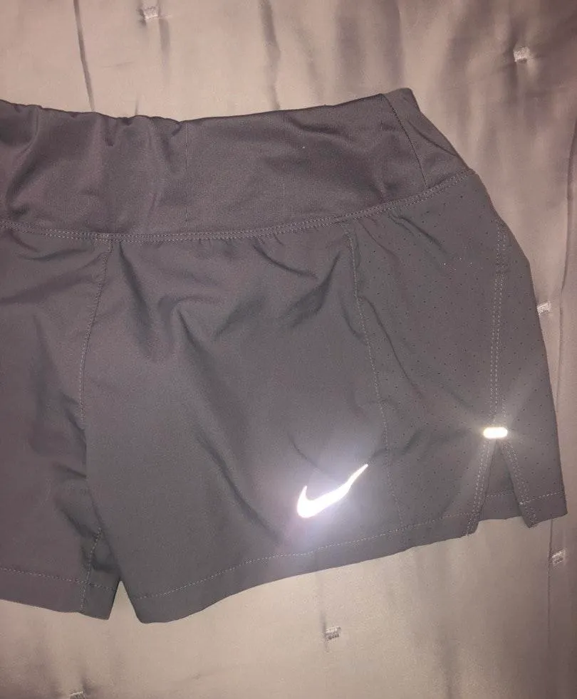 Nike Grey Shorts - Image 2