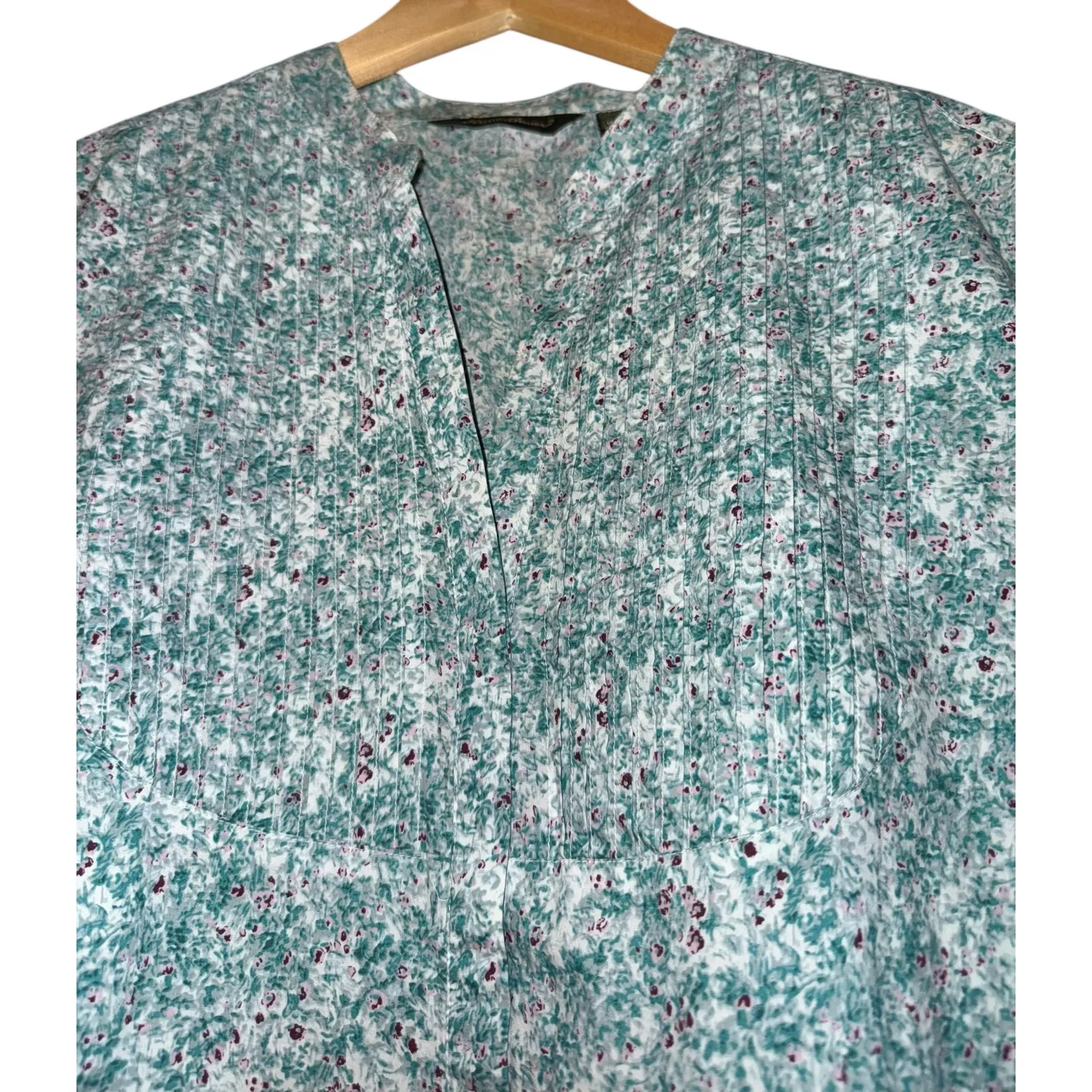 Eddie Bauer Floral Pintuck Button Up Top Women's XL Long Sleeve Spring Cottage - Image 2