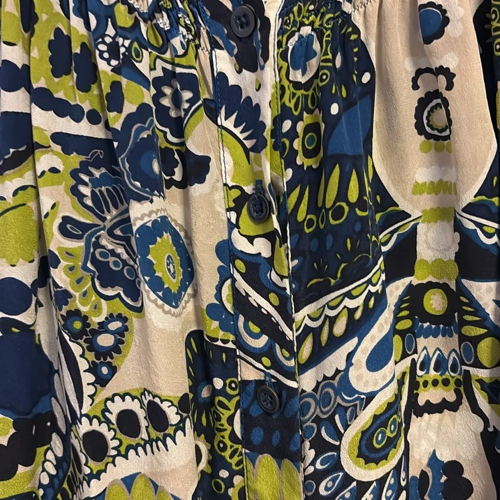 BANANA REPUBLIC SILK BLOUSE BLUE CHARTREUSE GREEN FLORAL DESIGN OVERSIZED MED - Image 4