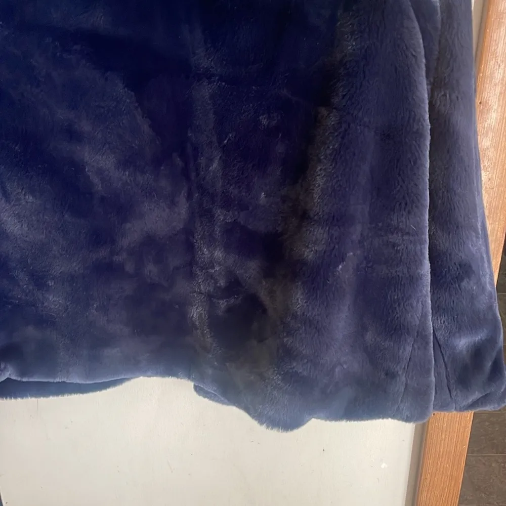 Gal Meets Glam Collection Reese Faux Fur Jacket Navy - Image 12