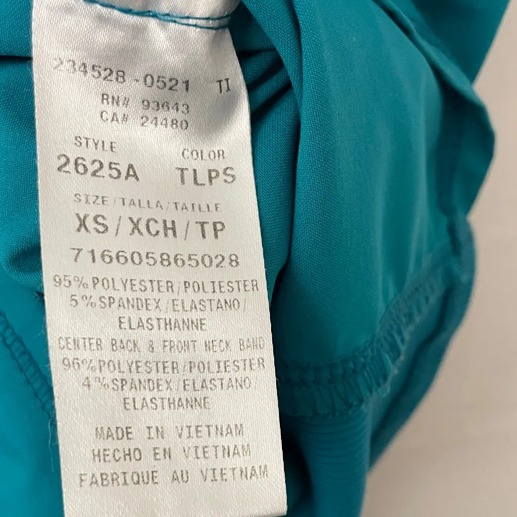 Cherokee Infinity Teal Scrub Top – XS – Excellent Condition (M6)!! - Image 4