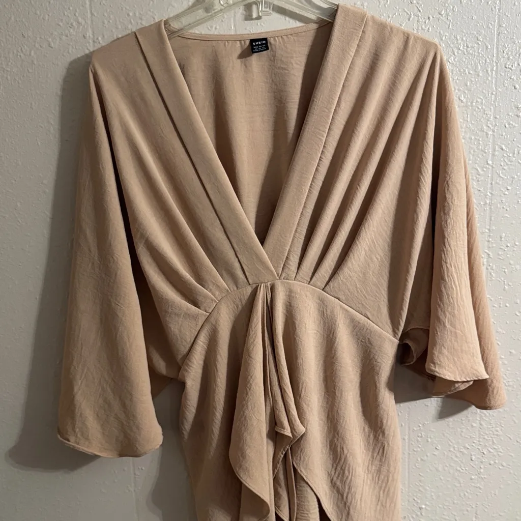 Beige Draped V - Image 5