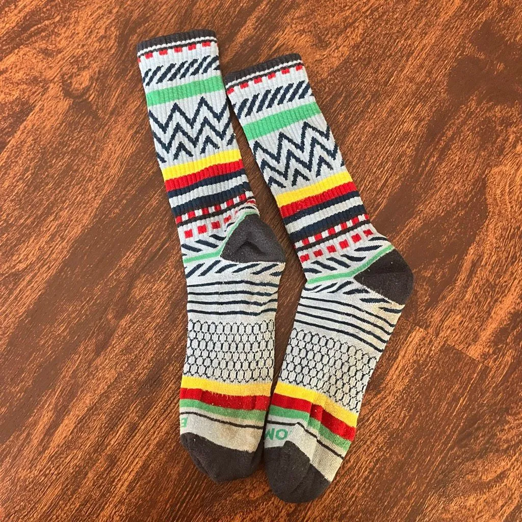 Bombas Calf Socks Geometric Pattern Multicolor Honeycomb Arch Support Size Large - Image 3