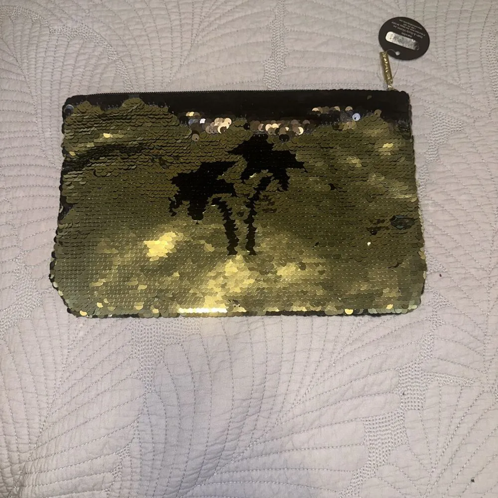 Bath & Body  BLACK & GOLD REVERSIBLE VACAY SPARKLING‎ CLUTCH NEW! - Image 2