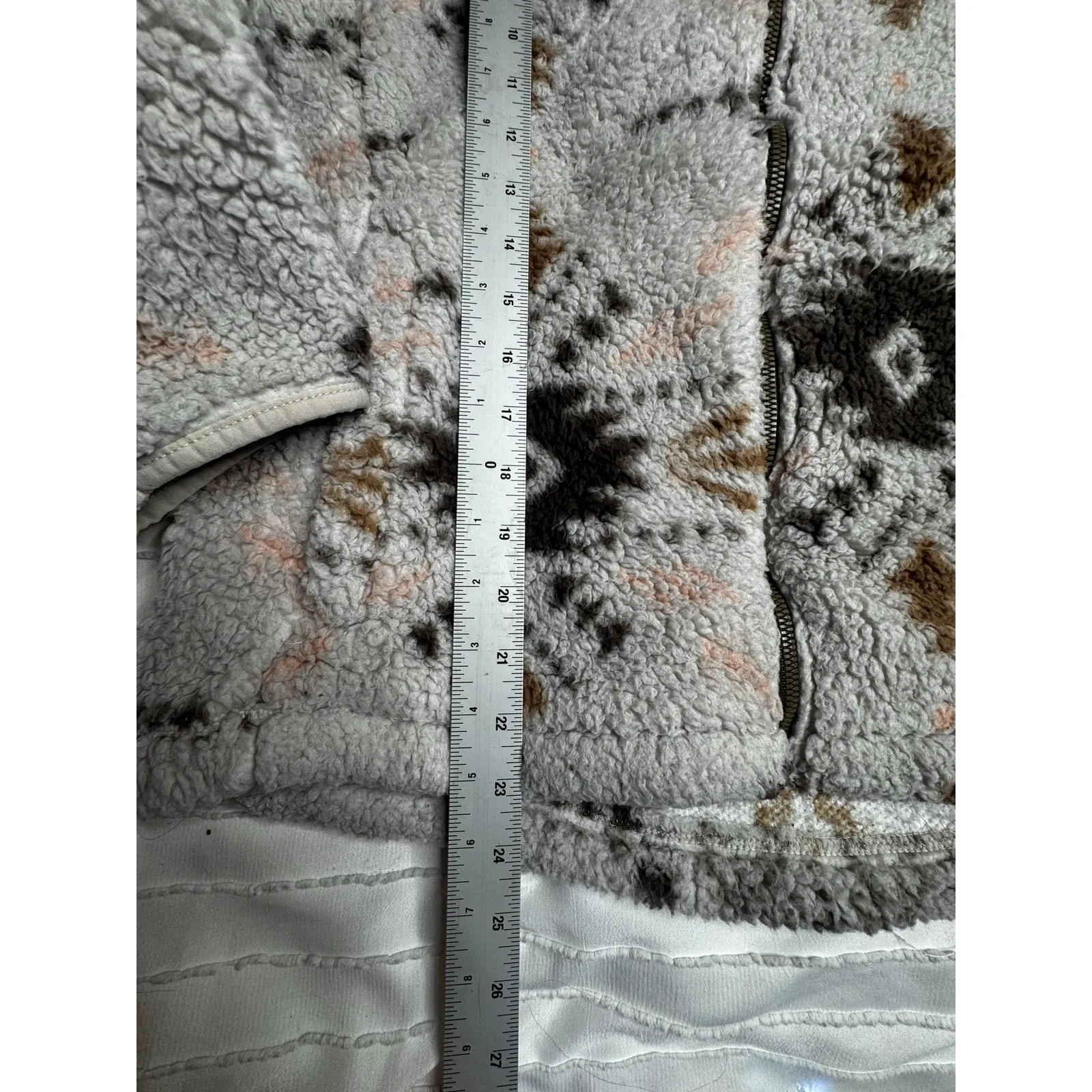 Avalanche Women’s Medium Full Zip Fleece Jacket - Aztec Print - Sherpa - Image 3