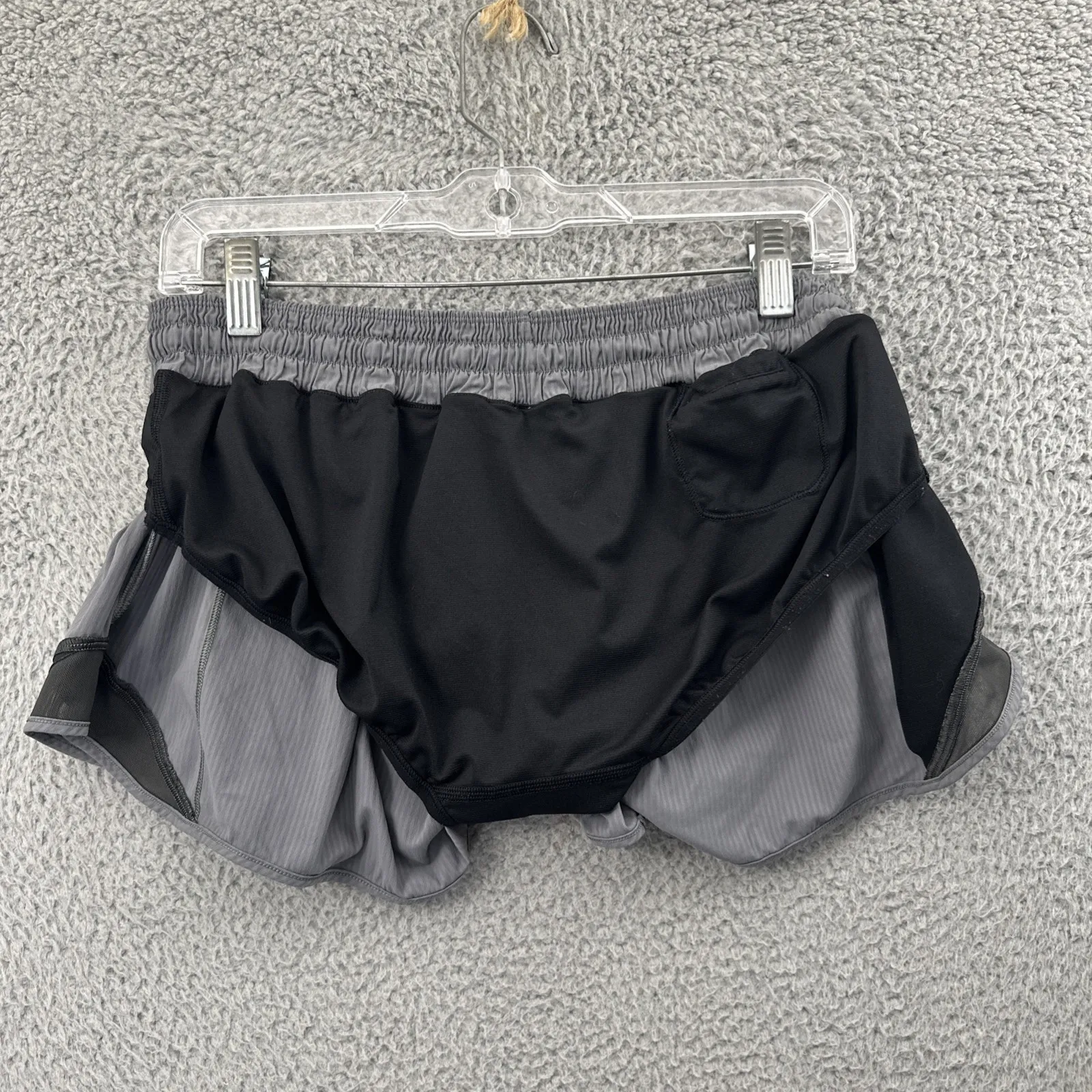Lululemon‎ Hotty Hot Shorts 2.5" Low Rise Gray Athletic Running Gym Women's 10 - Image 5