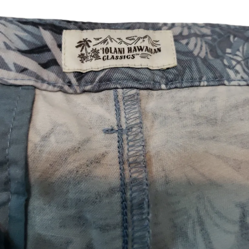 Uniqlo Shorts Size 4 Iolani Hawaiian Classic Shorts Casual Floral 100% Cotton Women's Shorts Chino  - Image 3