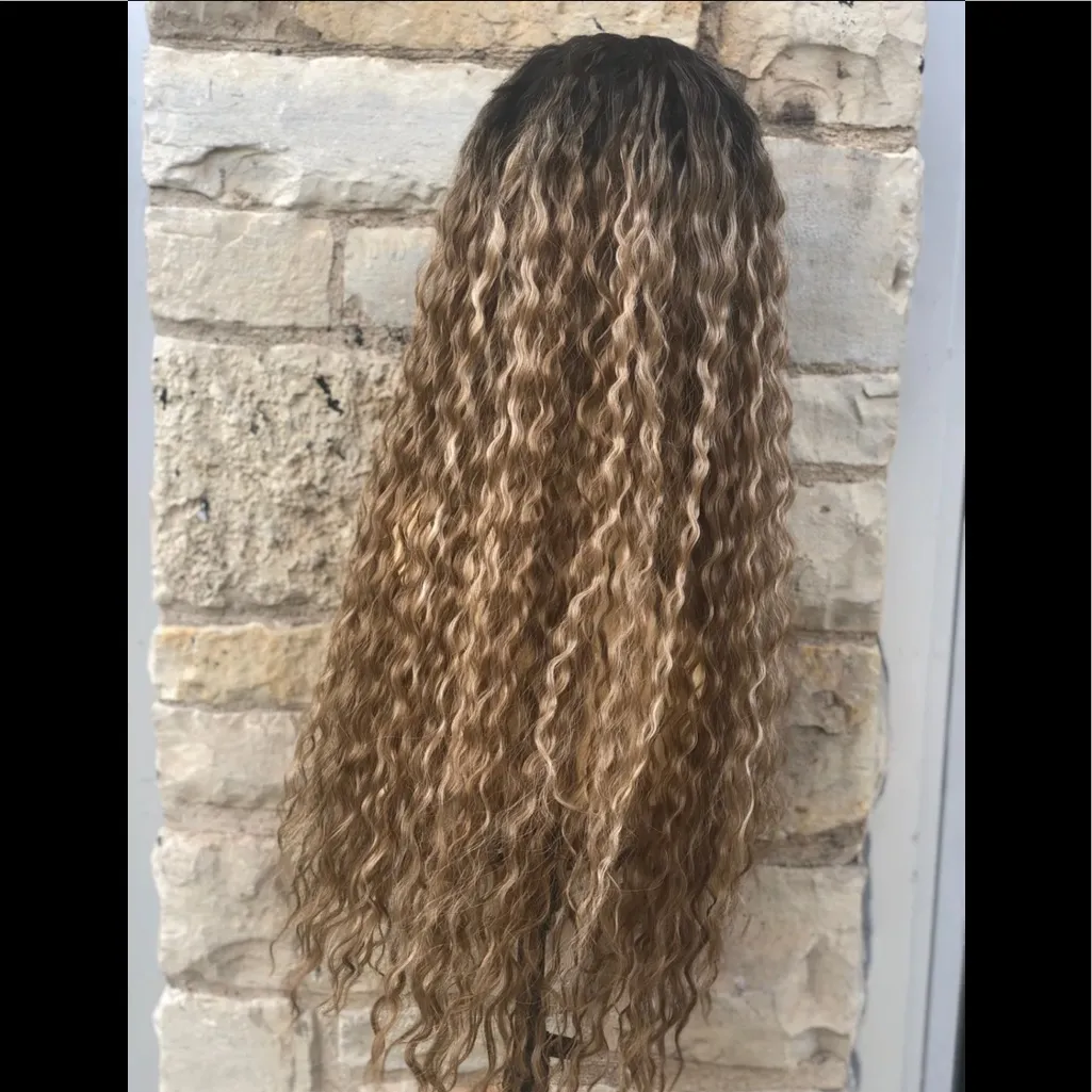 Exotic Spiral Curl Ash Blonde Ombré Lacefront Wig - Image 3