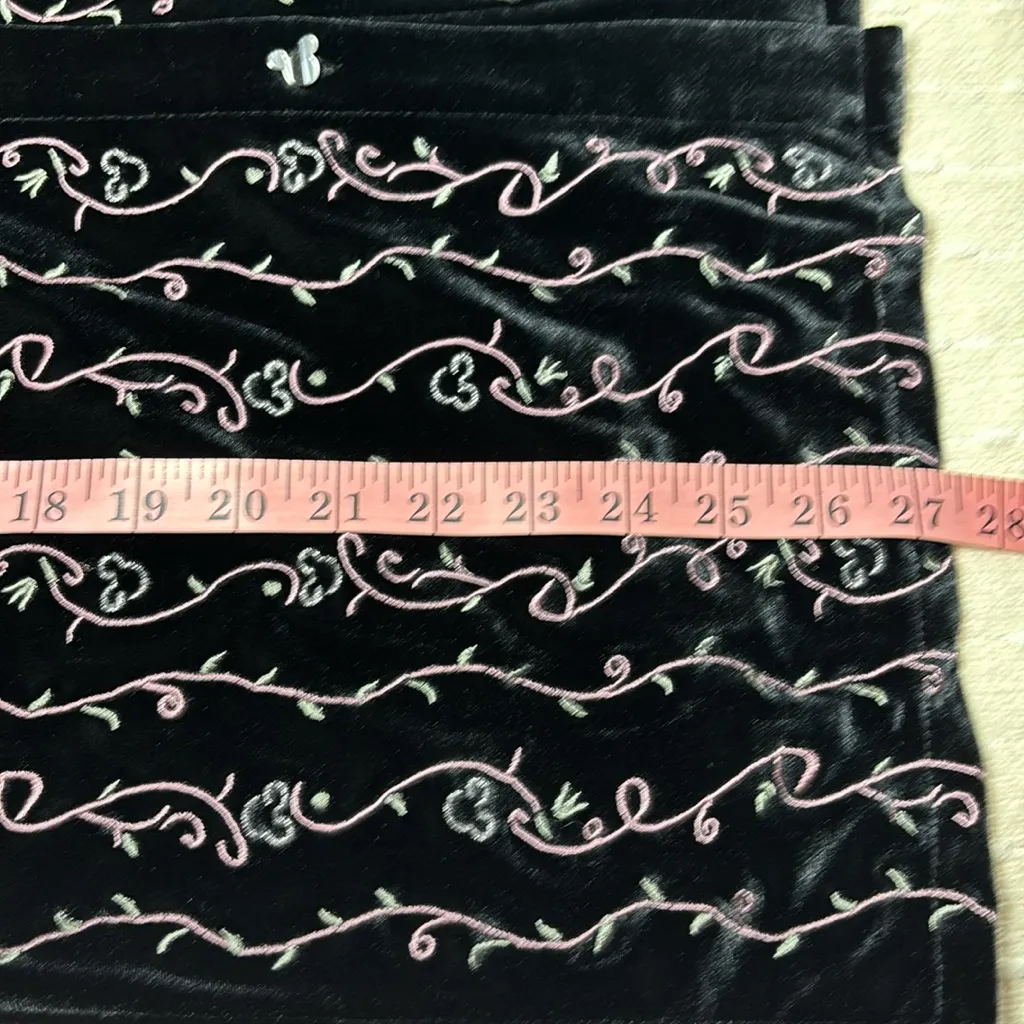 The Disney Store Black Velvet Mickey Mouse Floral Vine Button Up Shirt‎ Size S - Image 13