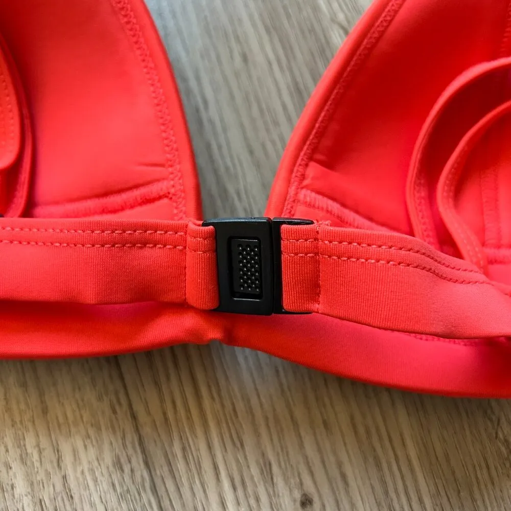 Triangl Gigi Red Crochet Neoprene Bikini Top Size M - Image 8