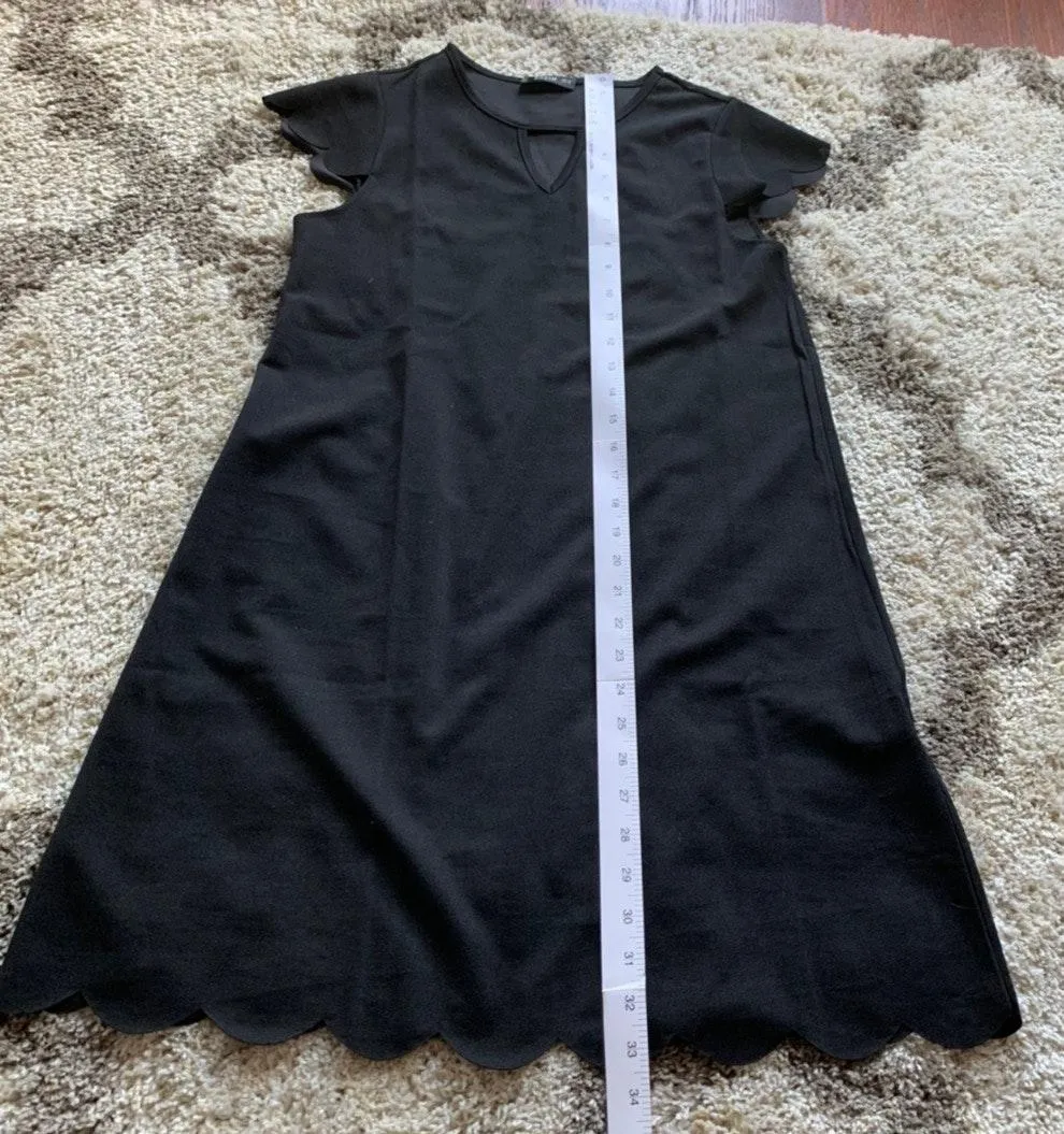 Black Keyhole neck scallop trim tunic dress SZ xs - Image 8
