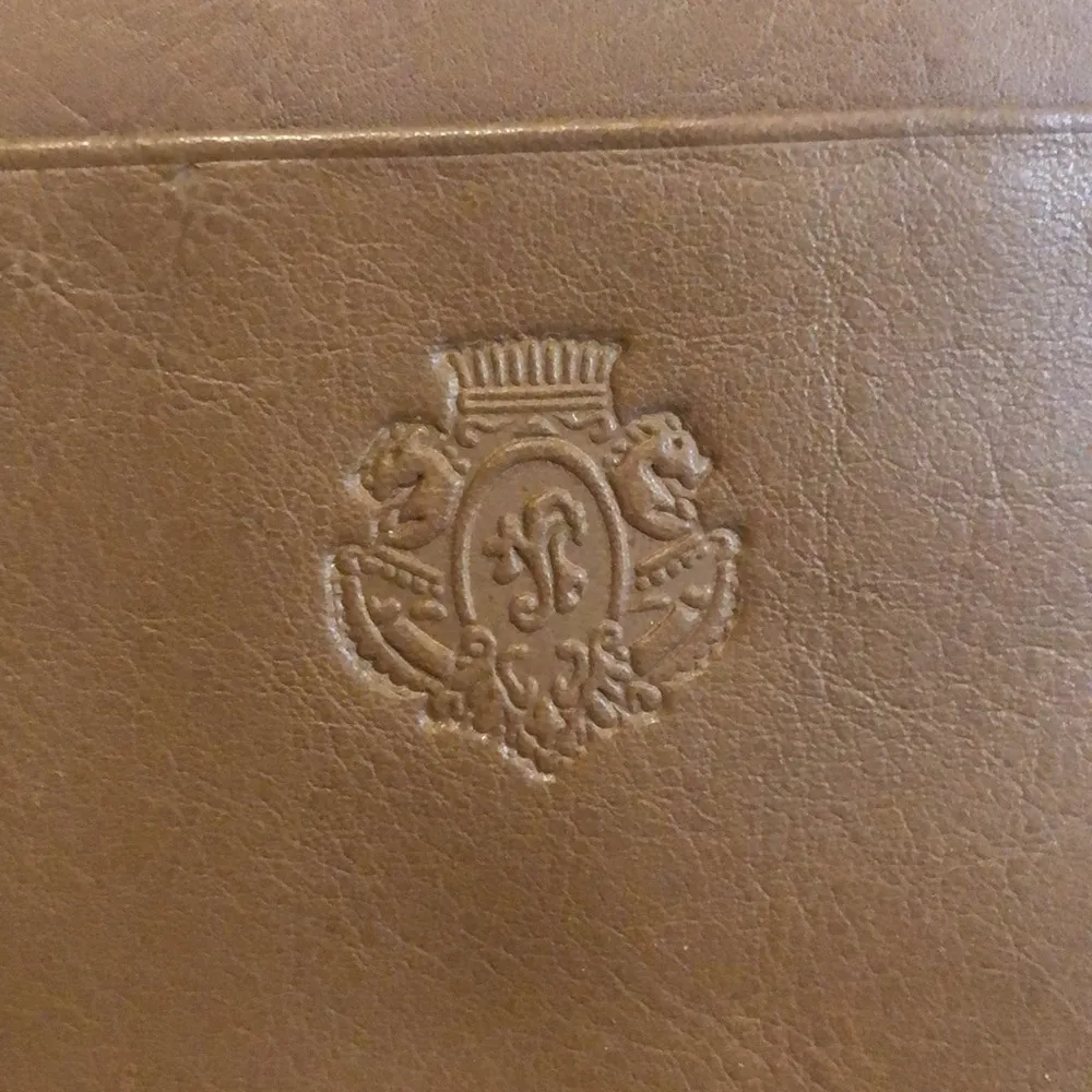 Via Piaggi Wallet Brown Top Grain Leather Card Insert pockets with Straps - Image 2