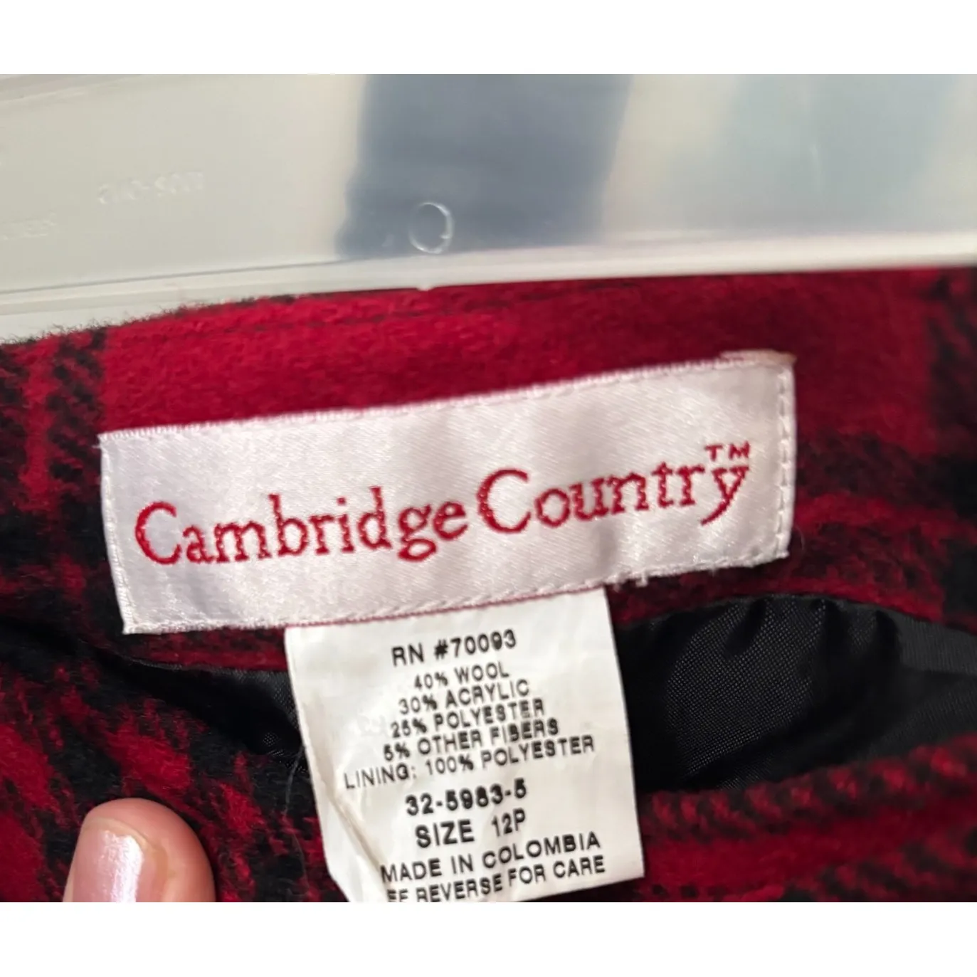 VTG Plaid Wool Blend Fringe Wrap Skirt Red Black 12P Holiday Christmas Academia - Image 3